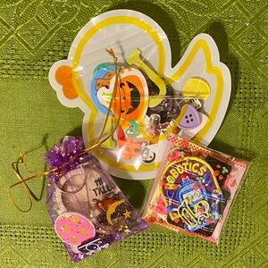 Trinket Mystery Packs